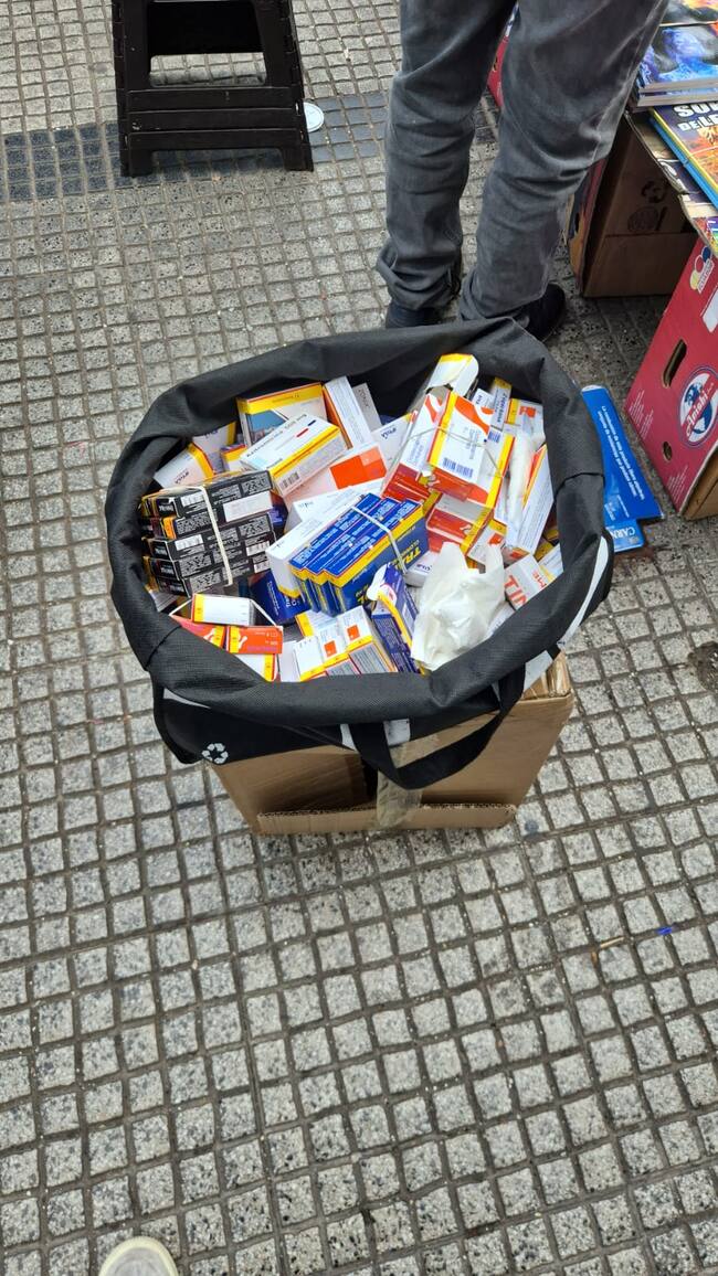 PDI incauta 9 mil dosis de medicamentos y detiene a cinco personas