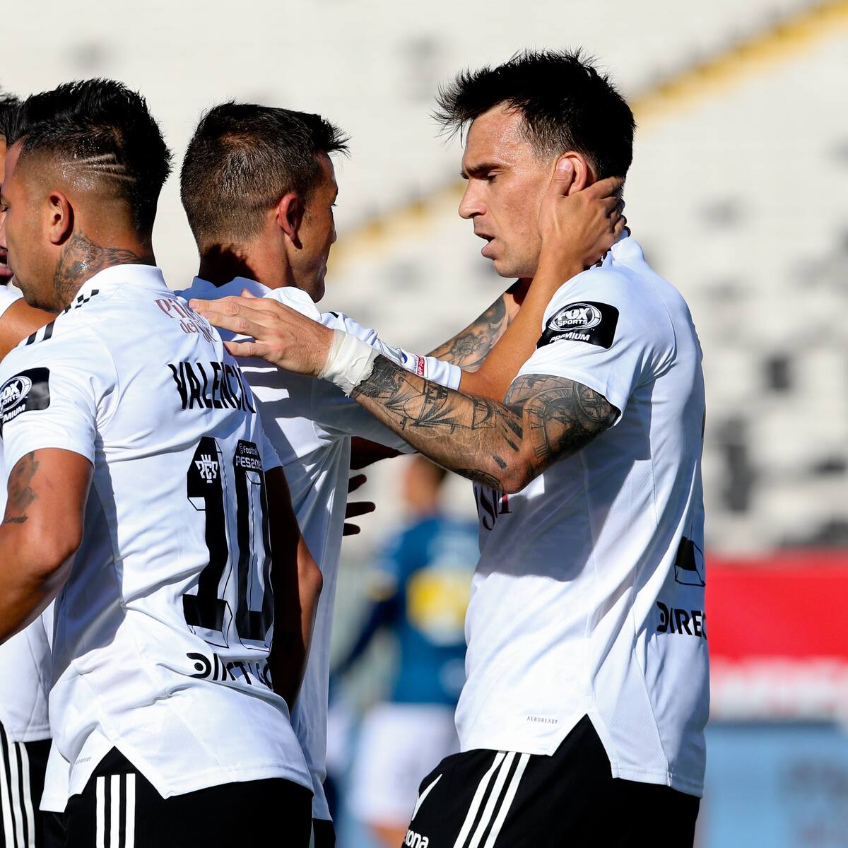 “Los dirigentes de Colo Colo nos mandaron a la barra brava, nos fueron a apretar... Terminé mi contrato y me fui”
