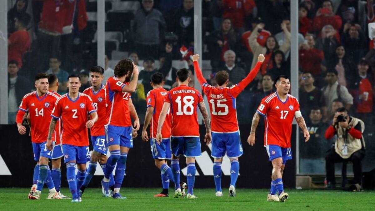 Iríamos al repechaje: Chile es séptimo a nivel sudamericano en valoración de mercado de su plantel