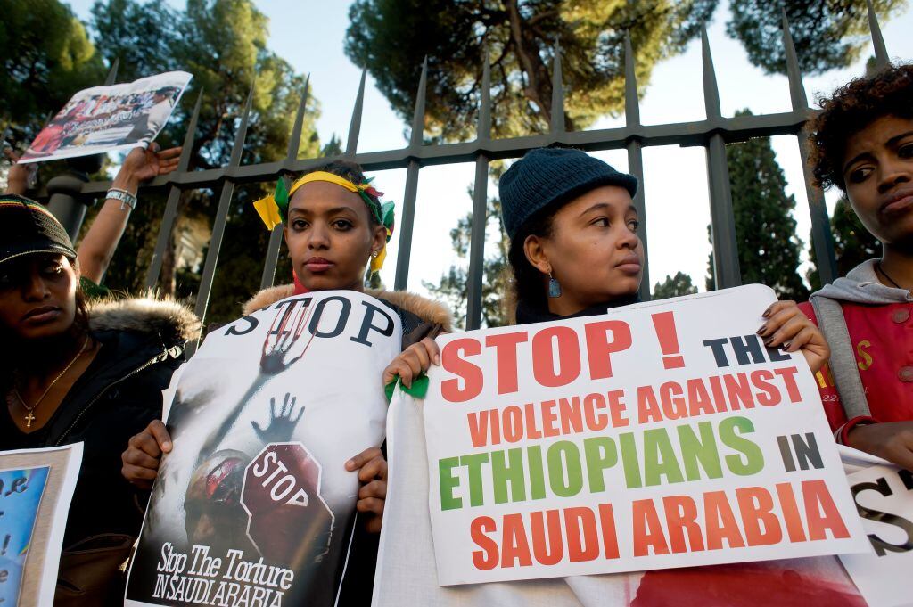 Protestas en Roma contra la matanza de migrantes etíopes en Arabia Saudita