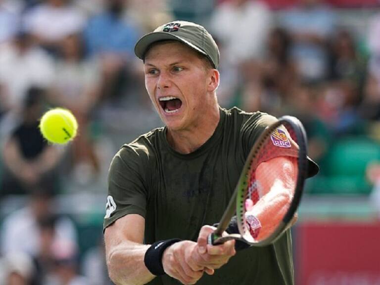 Tenista estadounidense Jenson Brooksby es suspendido del tenis hasta 2025