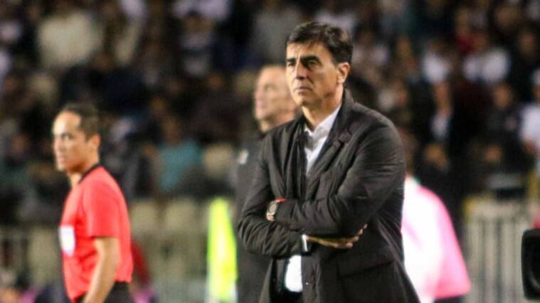 Gustavo Quinteros y la gran superioridad que mostró Colo Colo ante Real Betis: "Al rival lo vi cansado y nosotros fuimos contundentes"Gustavo Quinteros y la gran superioridad que mostró Colo Colo ante Real Betis: "Al rival lo vi cansado y nosotros fuimos contundentes"