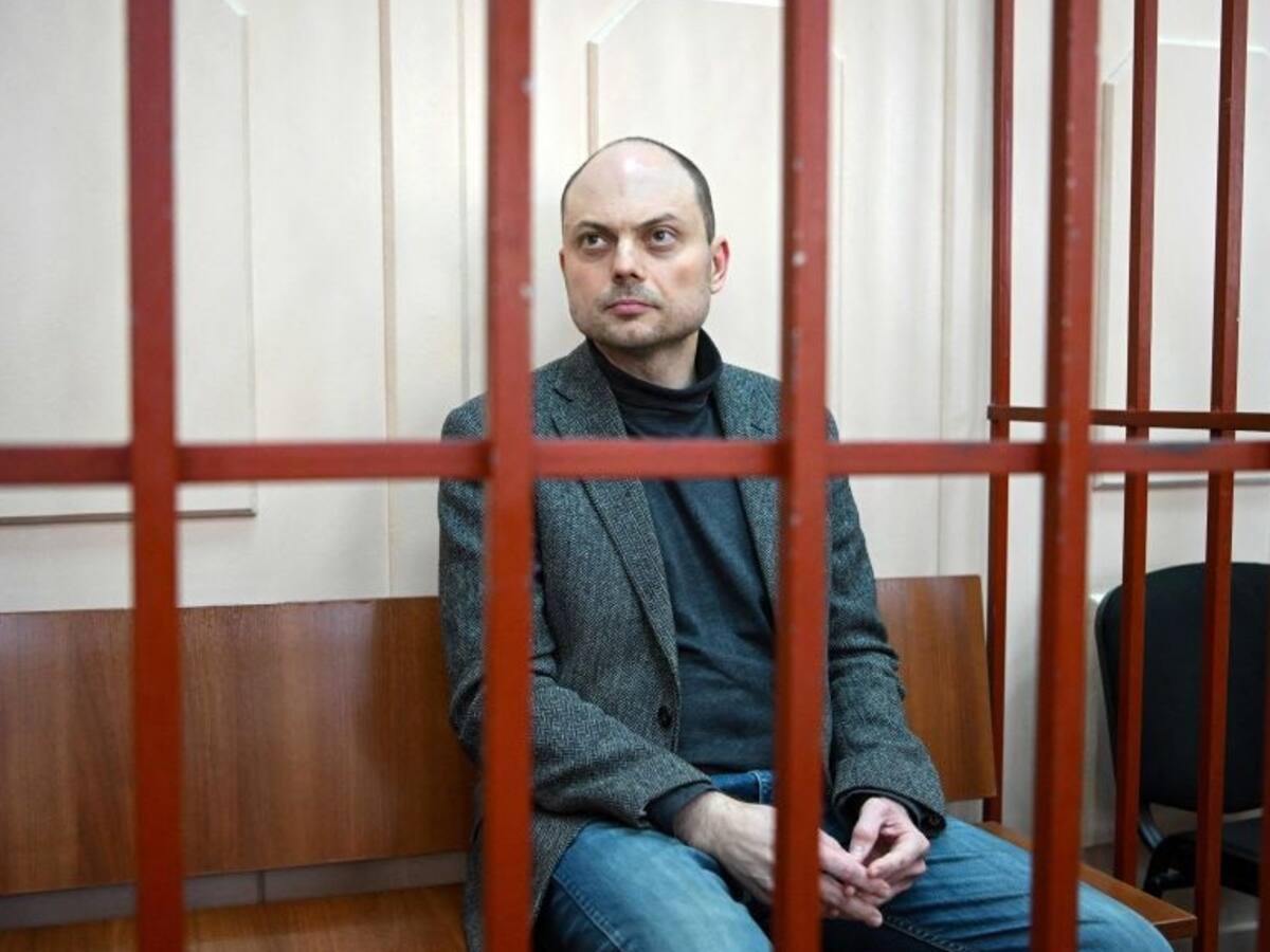 Justicia rusa sentencia a 25 años de prisión a Vladímir Kara-Murza, político opositor acusado de alta traición durante la guerra con Ucrania