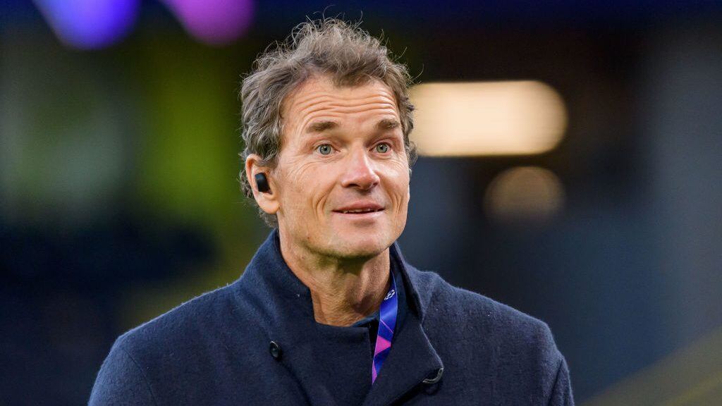 DORTMUND, GERMANY - APRIL 14:(BILD ZEITUNG OUT) Jens Lehmann looks on during the UEFA Champions League Quarter Final Second Leg match between Borussia Dortmund and Manchester City at Signal Iduna Park on April 14, 2021 in Dortmund, Germany. (Photo by Alex Gottschalk/DeFodi Images via Getty Images)