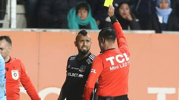 Arturo Vidal se molesta y lanza tremenda crítica contra jugadores del fútbol chileno: “En Chile se llora mucho”