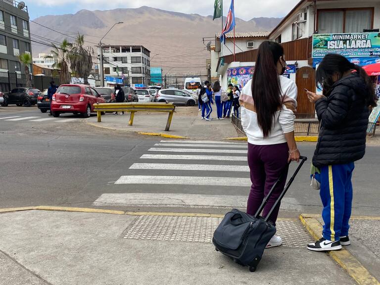Presidenta de agrupación “Tarapacá se lavanta” sobre adelanto de horario de salida en colegio de Iquique: “Estamos en una emergencia educacional”