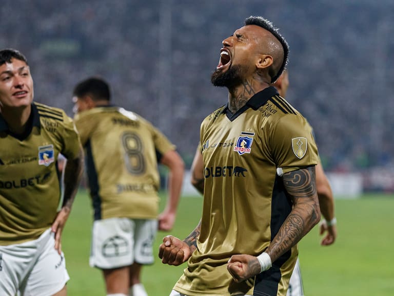 “Esto nos va a ayudar para llegar bien a la Supercopa”: Arturo Vidal se mostró contento por el paso de Colo Colo en Uruguay