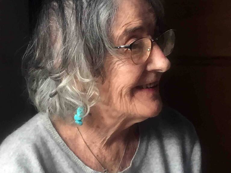 Lleva dedicándose media década a la fotografía y a sus 91 años es reconocida por “Creatividad Artística 2024”