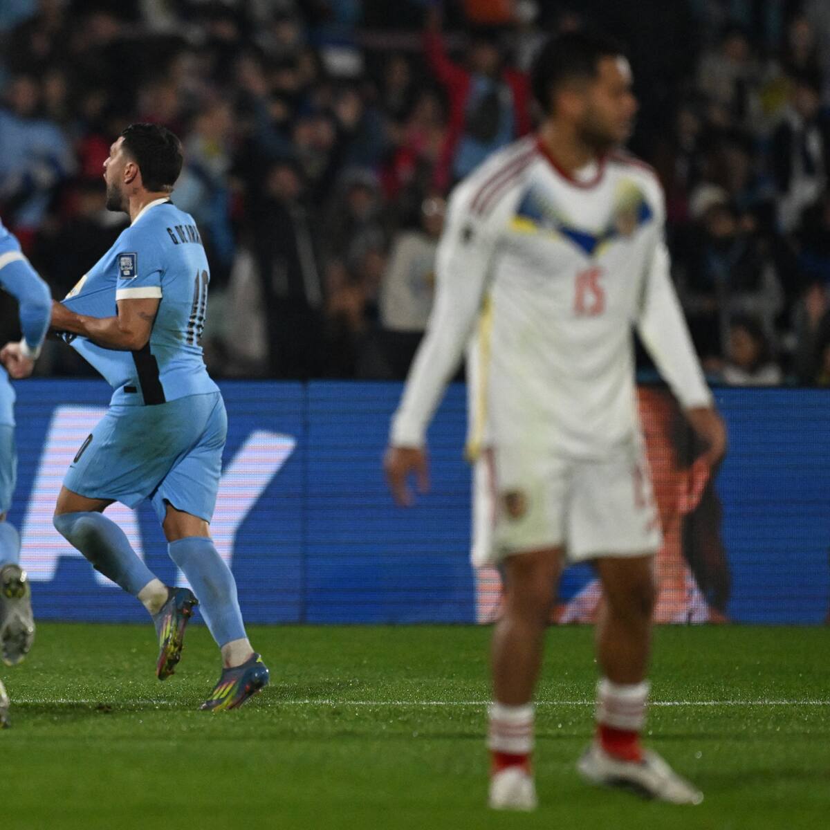 Uruguay gana su primer partido del año en Eliminatorias y complica a Venezuela en su lucha por el repechaje