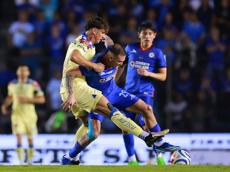 Igor Lichnovsky y Diego Valdés fue titulares en forzado empate del América con Cruz Azul por la final de la Liga MX | Getty Images
