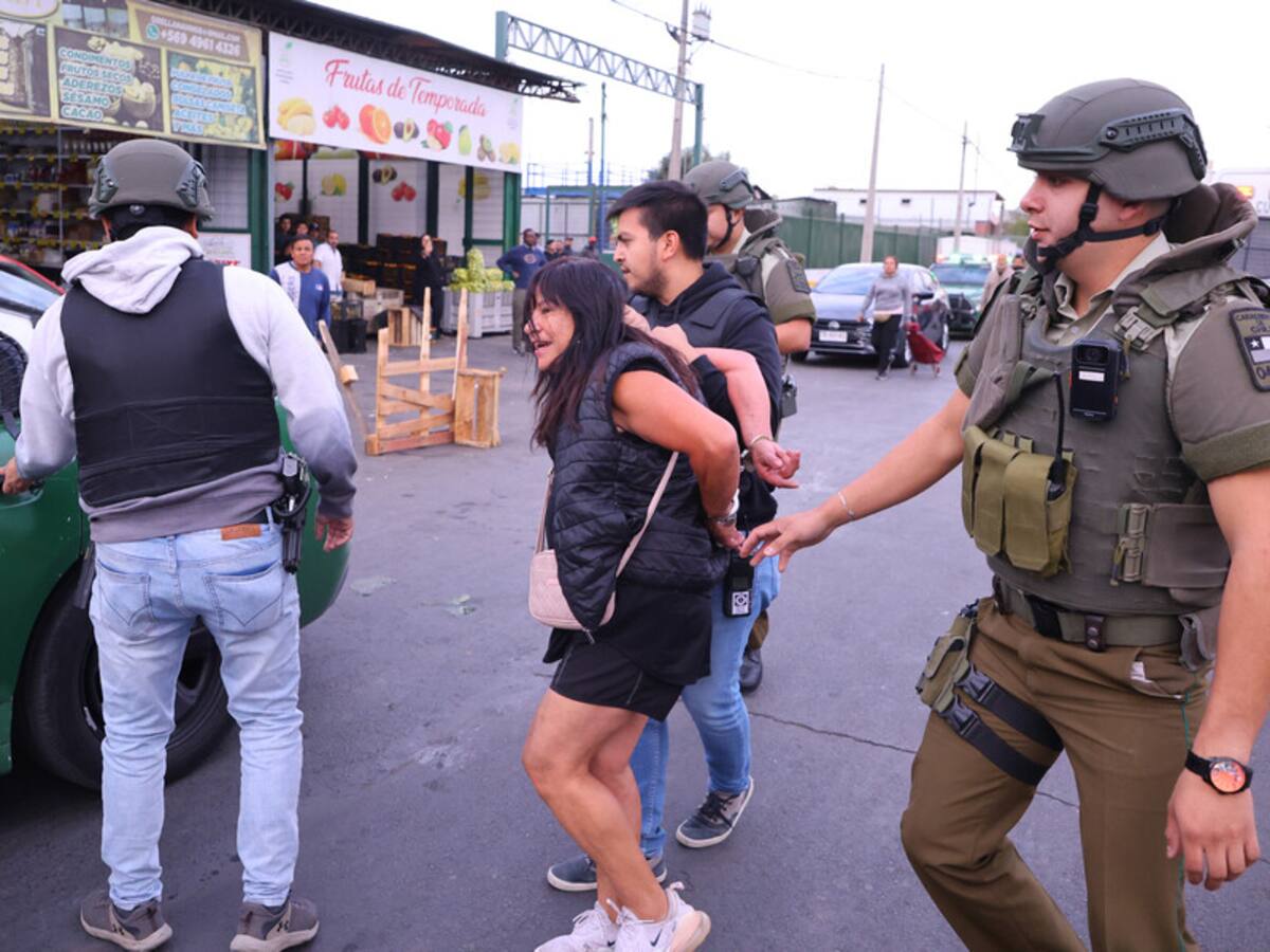 “Conmoción en Chile”: las reacciones de la prensa internacional por detención de mujer que disparó contra tres personas en Lo Valledor