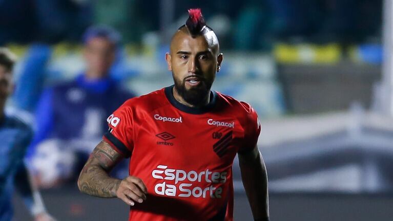 Arturo Vidal candidatea a Ronnie Fernández a La Roja: "Ojalá siga en este nivel y pueda estar en la selección"