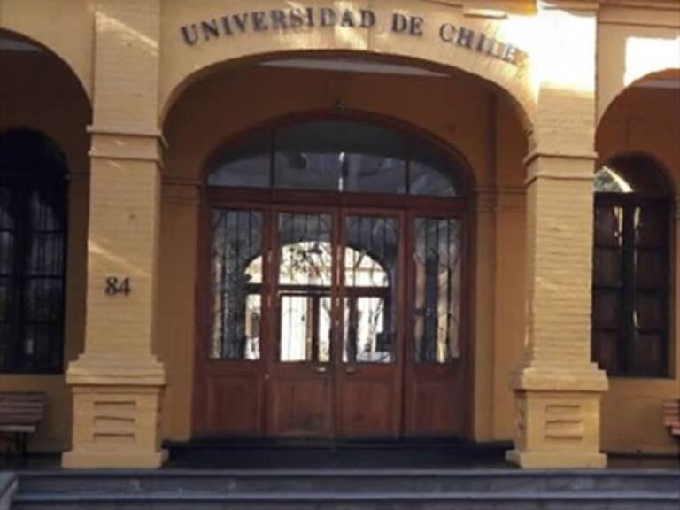 Profesor de Arquitectura de la U. de Chile fue denunciado por acoso sexual en contra de exalumnas