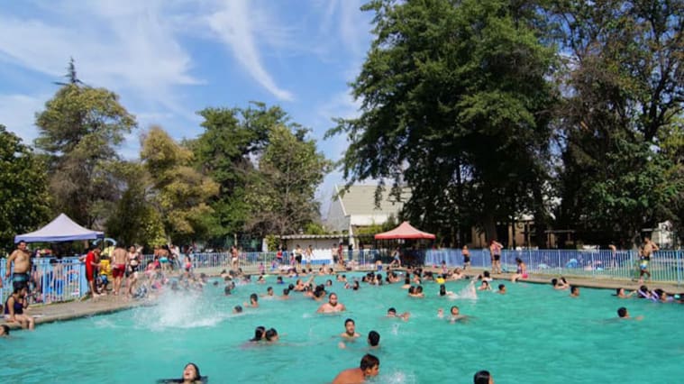Piscina municipal de La Pintana