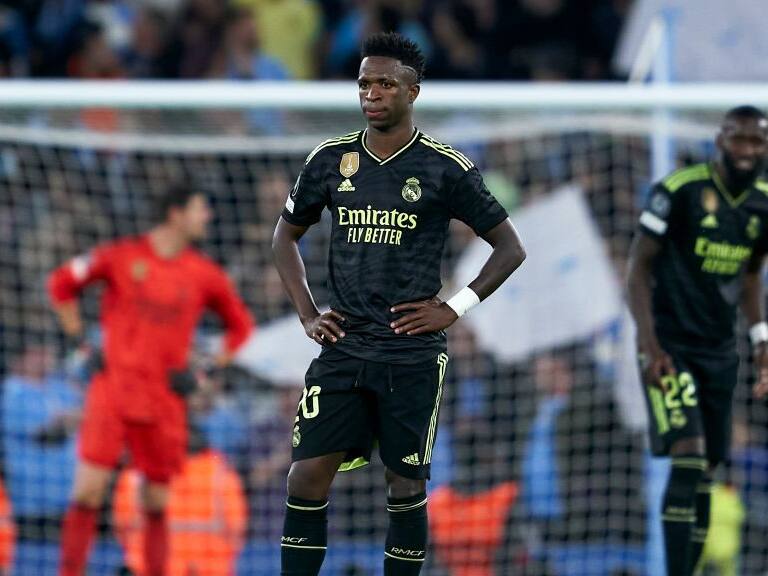 «Vinícius, un cero a la izquierda»: las críticas contra el delantero brasileño que sacude al Real Madrid