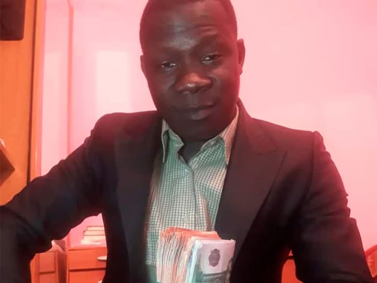 Falso “brujo” es detenido tras prometer que Malí ganaría la Copa Africana: estafó a hinchas por millones