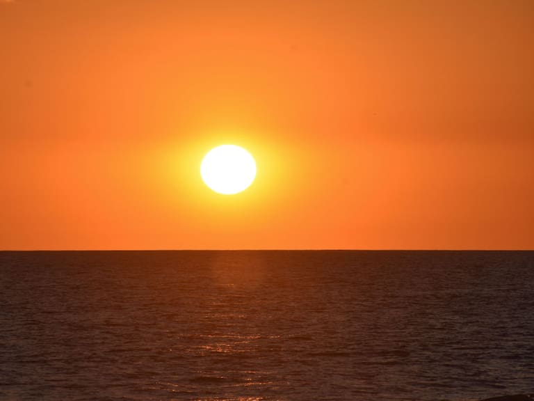 Imagen del océano desde la costa de El Salvador