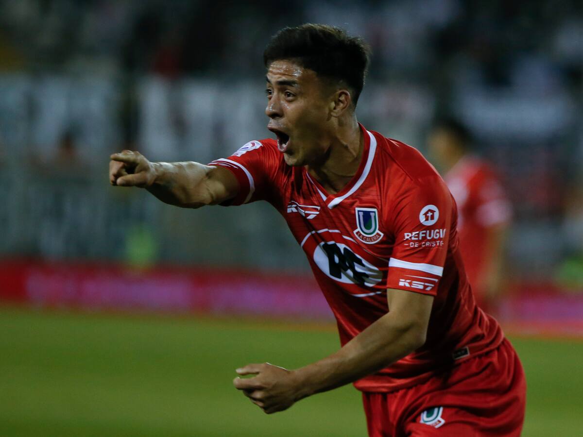 Brian Fernández tendría chances de volver a jugar en el fútbol chileno