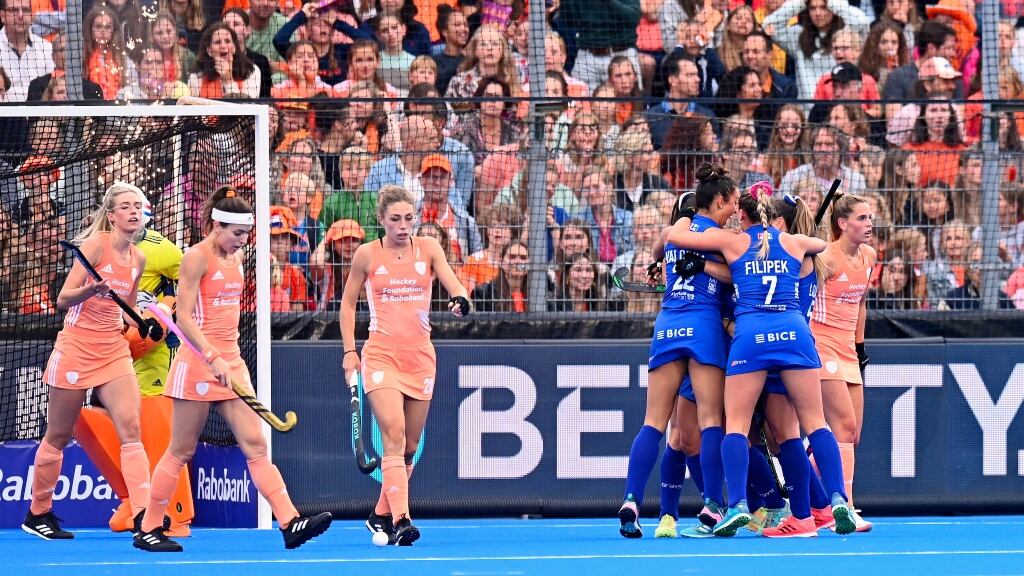 Chile cae ante Países Bajos pero avanza a los playoffs del Mundial de Hockey Césped