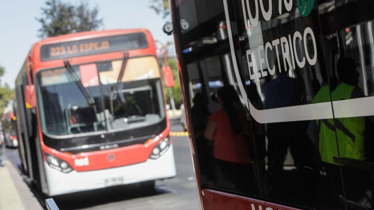 Red Movilidad confirma refuerzo de buses por Fiestas Patrias: revisa recorridos y horarios especiales