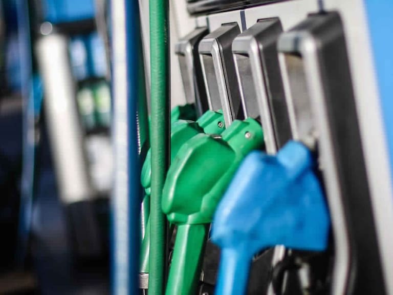 Hacienda confirmó cambios en el Mepco: bencinas bajarán esta semana