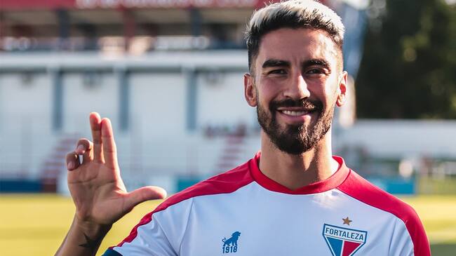 Juan Martín Lucero llena de elogios al plantel y a los hinchas de Fortaleza: "Ahora tengo todo eso a mi favor"