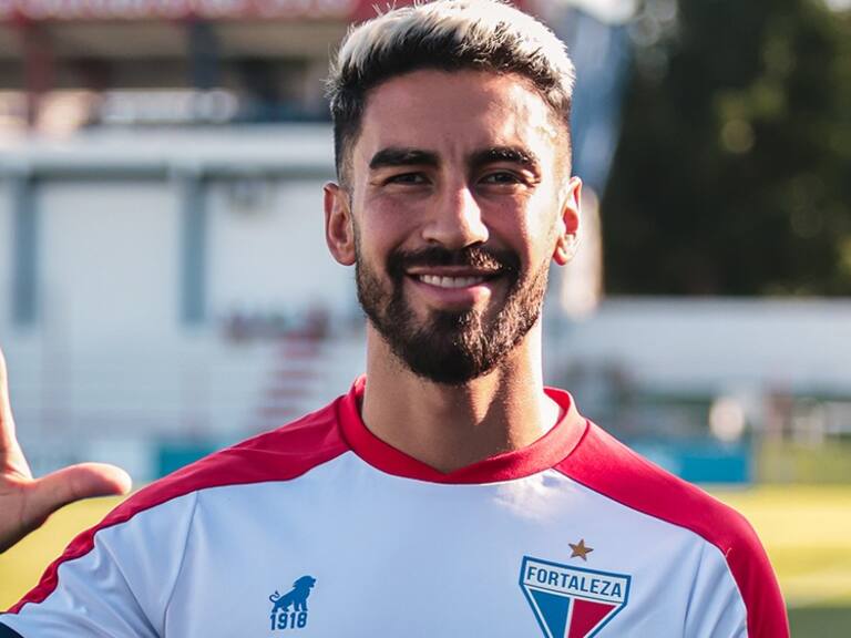 Juan Martín Lucero llena de elogios al plantel y a los hinchas de Fortaleza: "Ahora tengo todo eso a mi favor"
