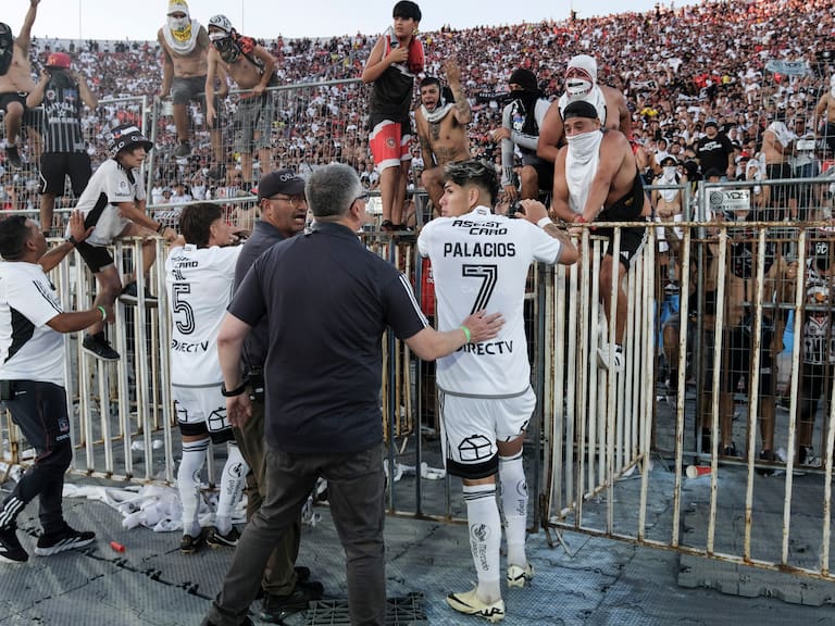 “Sería una pésima señal dar por terminado el partido”: Daniel Morón explica molestia de jugadores tras incidentes en la Supercopa
