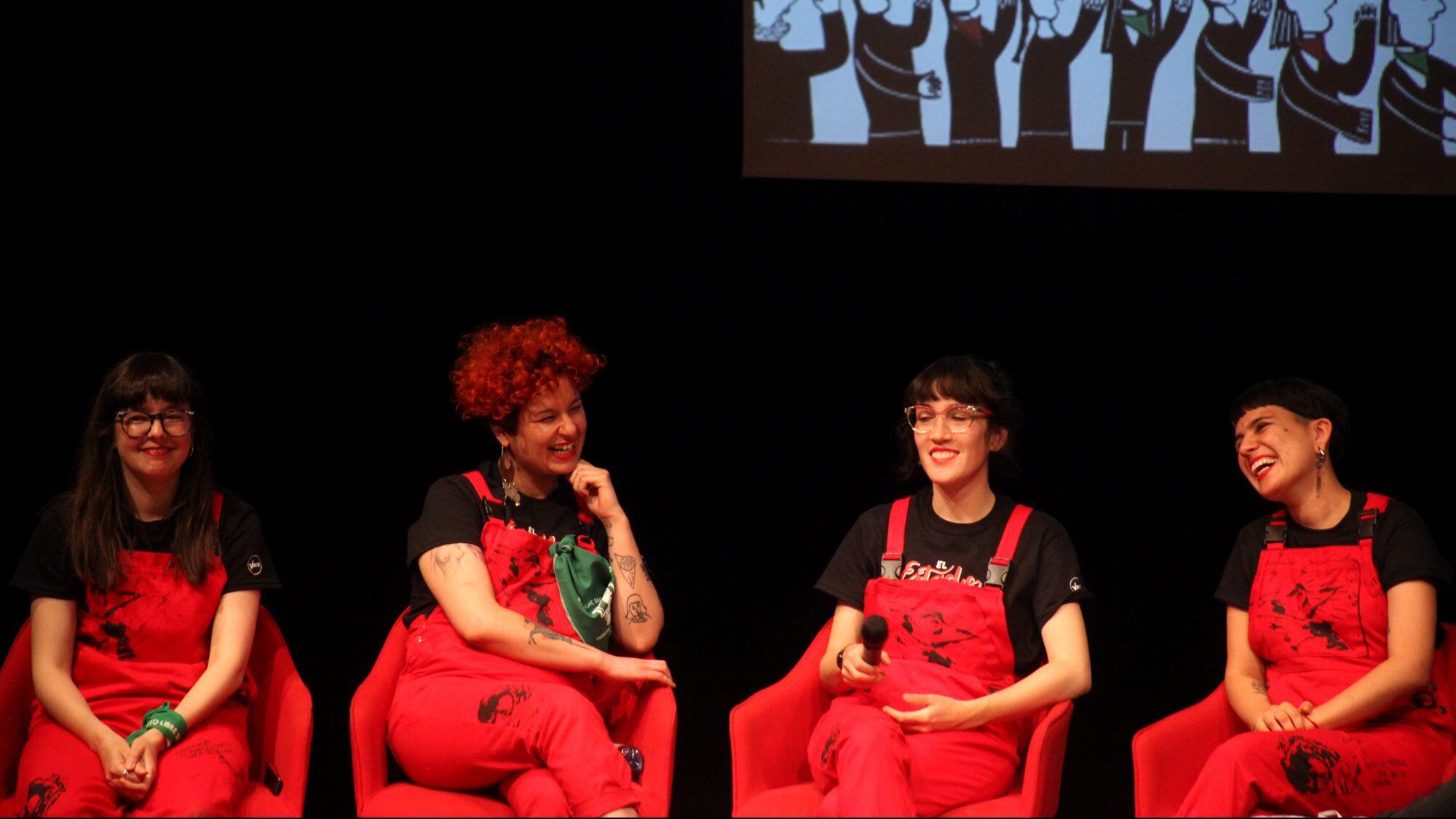 12 de Diciembre 2019/ SANTIAGO
GAM realiza conversatorio Arte Movilizado, con la participación del colectivo Lastesis con sus fundadoras y creadoras de "Un violador en tu camino": las porteñas Dafne Valdés, Paula Cometa, Sibila Sotomayor y Lea Cáceres.
FOTO:AILEN DIAZ/AGENCIAUNO