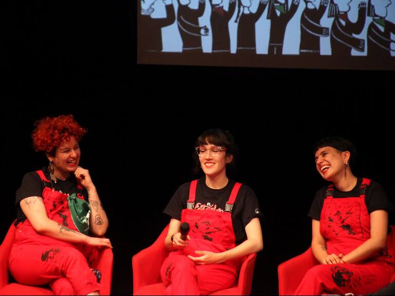 12 de Diciembre 2019/ SANTIAGO
GAM realiza conversatorio Arte Movilizado, con la participación del colectivo Lastesis con sus fundadoras y creadoras de "Un violador en tu camino": las porteñas Dafne Valdés, Paula Cometa, Sibila Sotomayor y Lea Cáceres.
FOTO:AILEN DIAZ/AGENCIAUNO