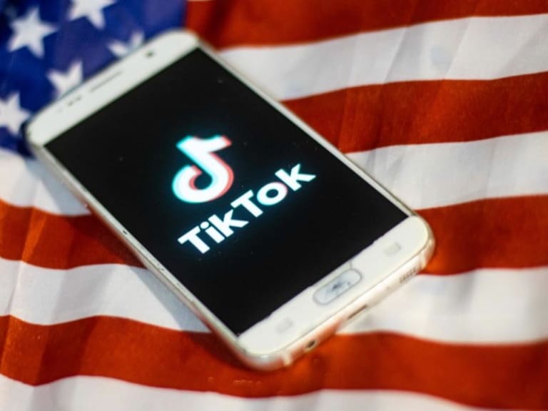 Estados Unidos da 30 días de plazo para que agencias federales eliminen TikTok