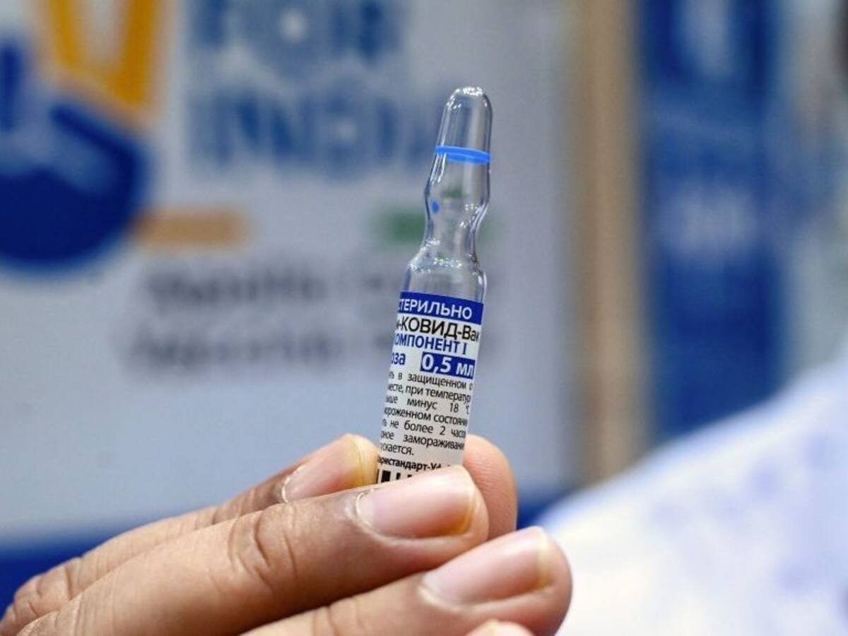 ¿Llegarán vacunas Sputnik a Chile? Gobierno tomará precauciones para evitar retrasos