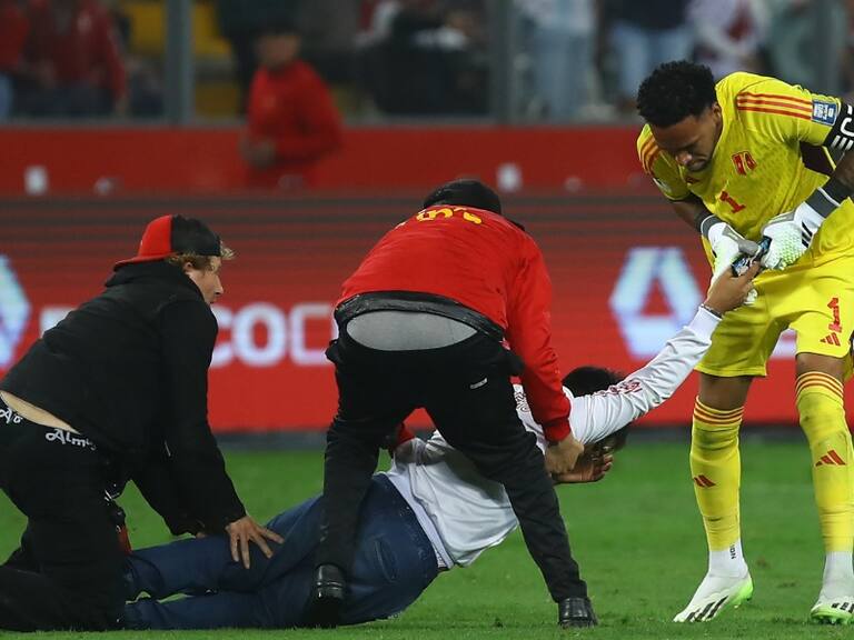 Hincha peruano arremete tras polémico cruce con Pedro Gallese: "Soy menor de edad, puedo denunciarte"