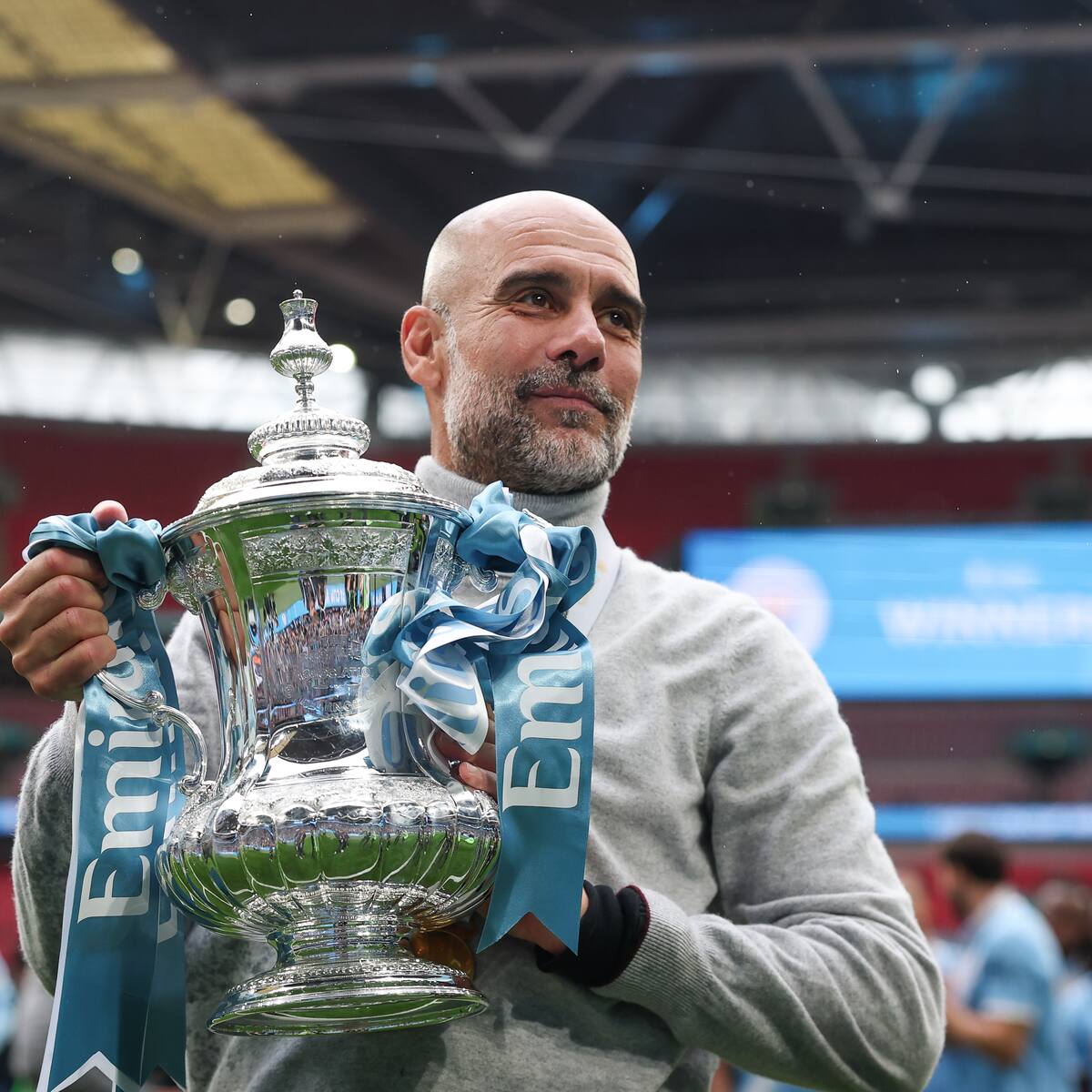 Guardiola confirma su salida del Manchester City tras 10 años en el club: la selección que aparece en su camino