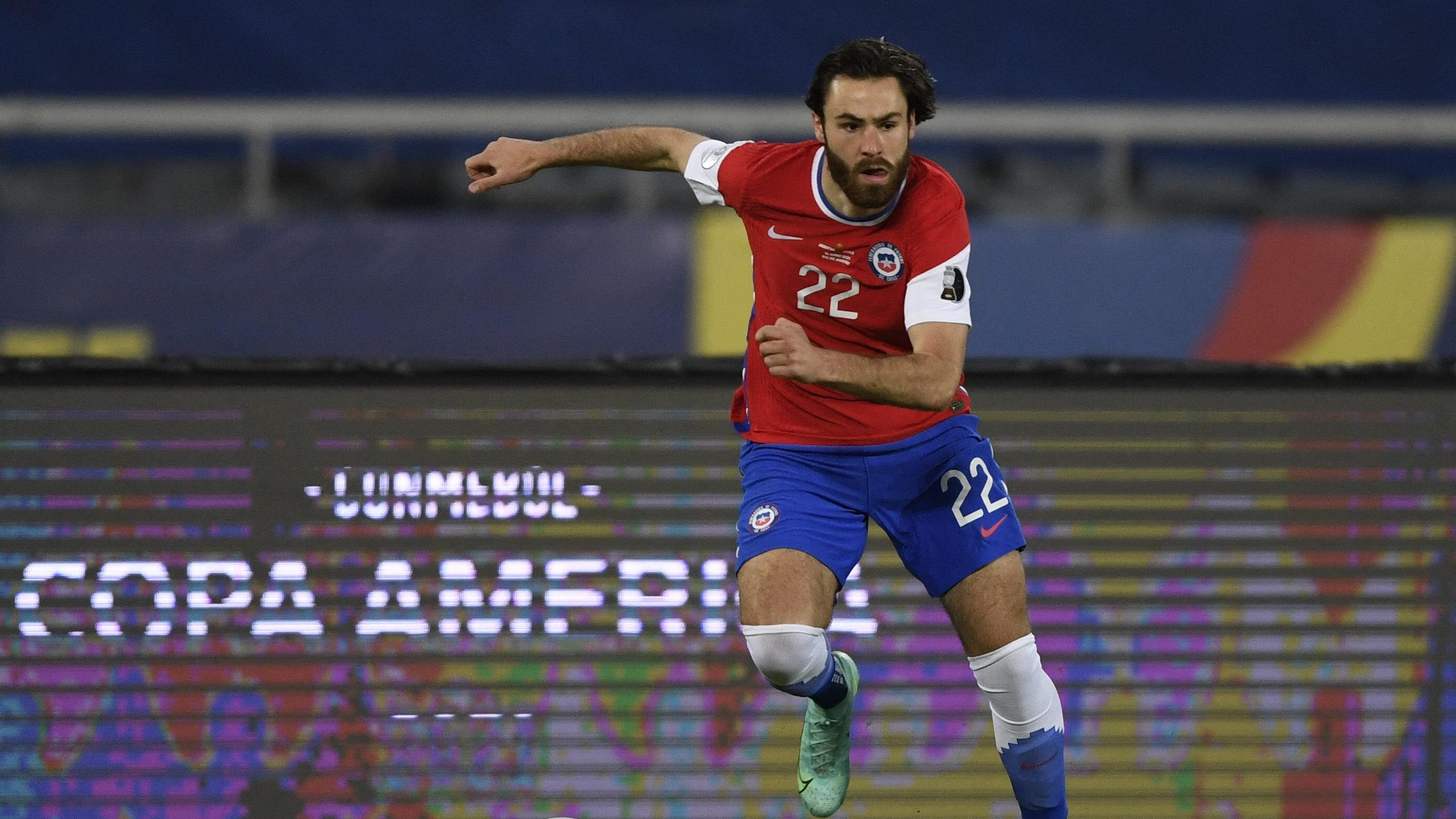 Chile's Ben Brereton takes the ball during the Conmebol Copa America 2021 football tournament group phase match against Argentina at the Nilton Santos Stadium in Rio de Janeiro, Brazil, on June 14, 2021. (Photo by MAURO PIMENTEL / AFP) (Photo by MAURO PIMENTEL/AFP via Getty Images)