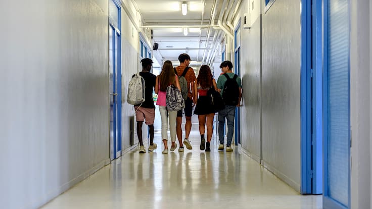 Encuesta del Minsal enciende las alarmas por hábito que crece entre jóvenes de 13 y 15 años
