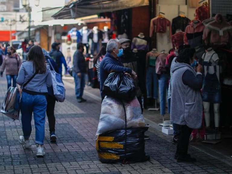 Menor a lo esperado: Imacec de febrero creció 6,8% en comparación al mismo mes del año 2021