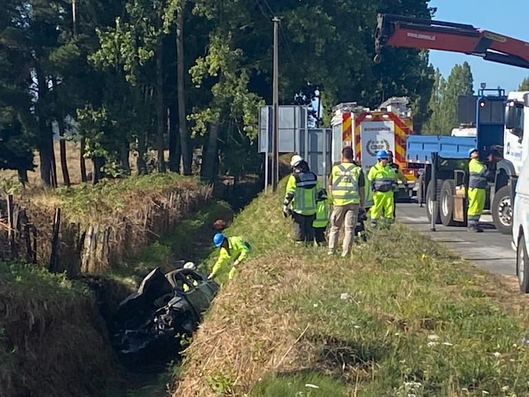 Tragedia en Osorno: mujer muere calcinada al interior de su vehículo tras chocar con una vaca en la Ruta 5 sur
