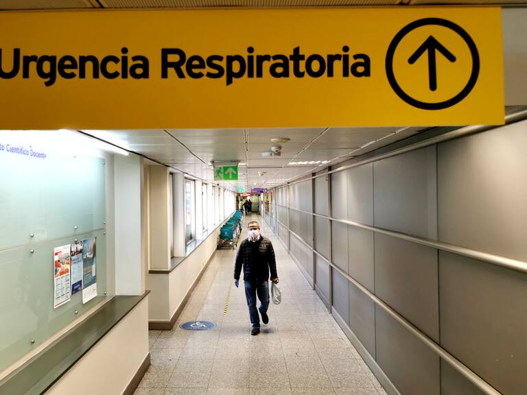 Colegio Médico de Chile confirmó la muerte de noveno médico de la red de salud por Covid-19