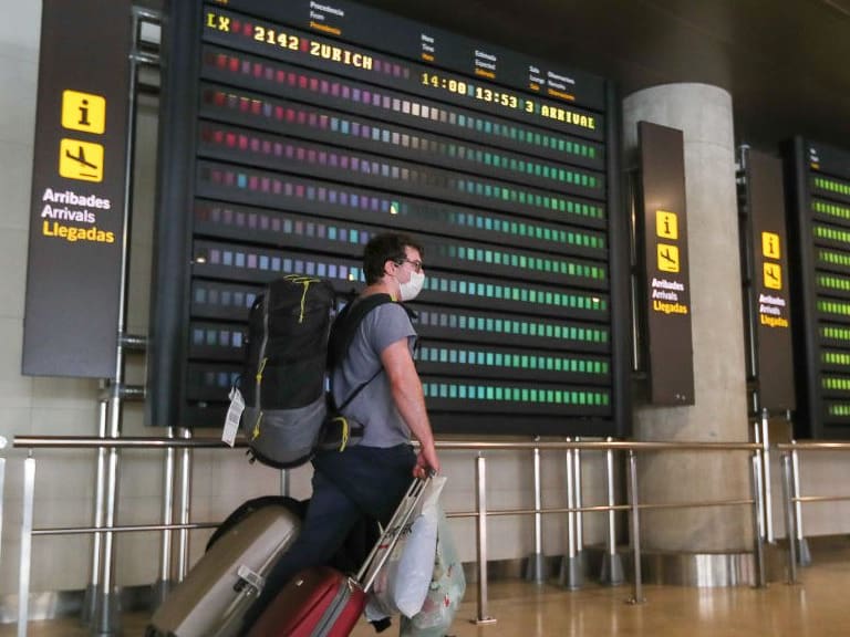 España levantará la cuarentena obligatoria para extranjeros que lleguen al país el próximo 1 de julio