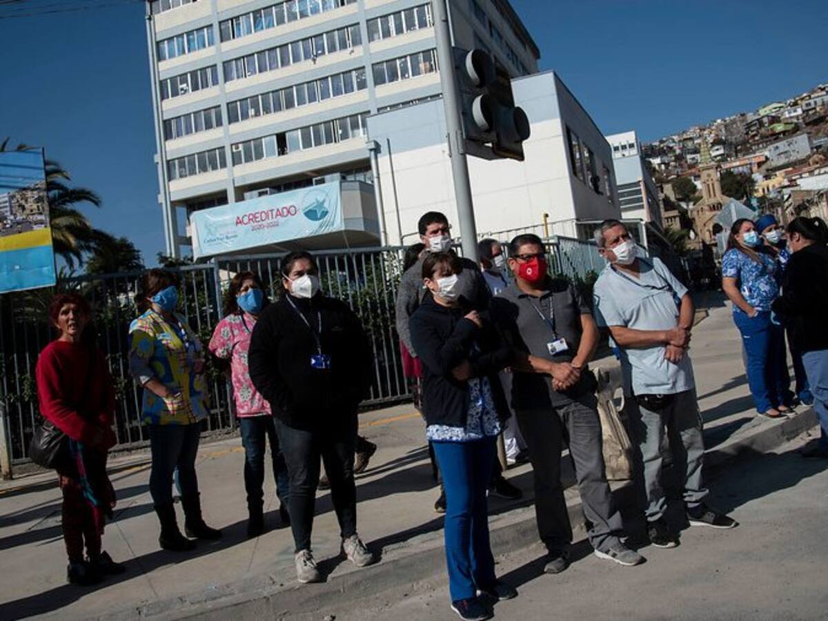 Contraloría ofició al Servicio de Salud de Valparaíso y dos hospitales, por denuncias de atrasos en pagos al personal de salud