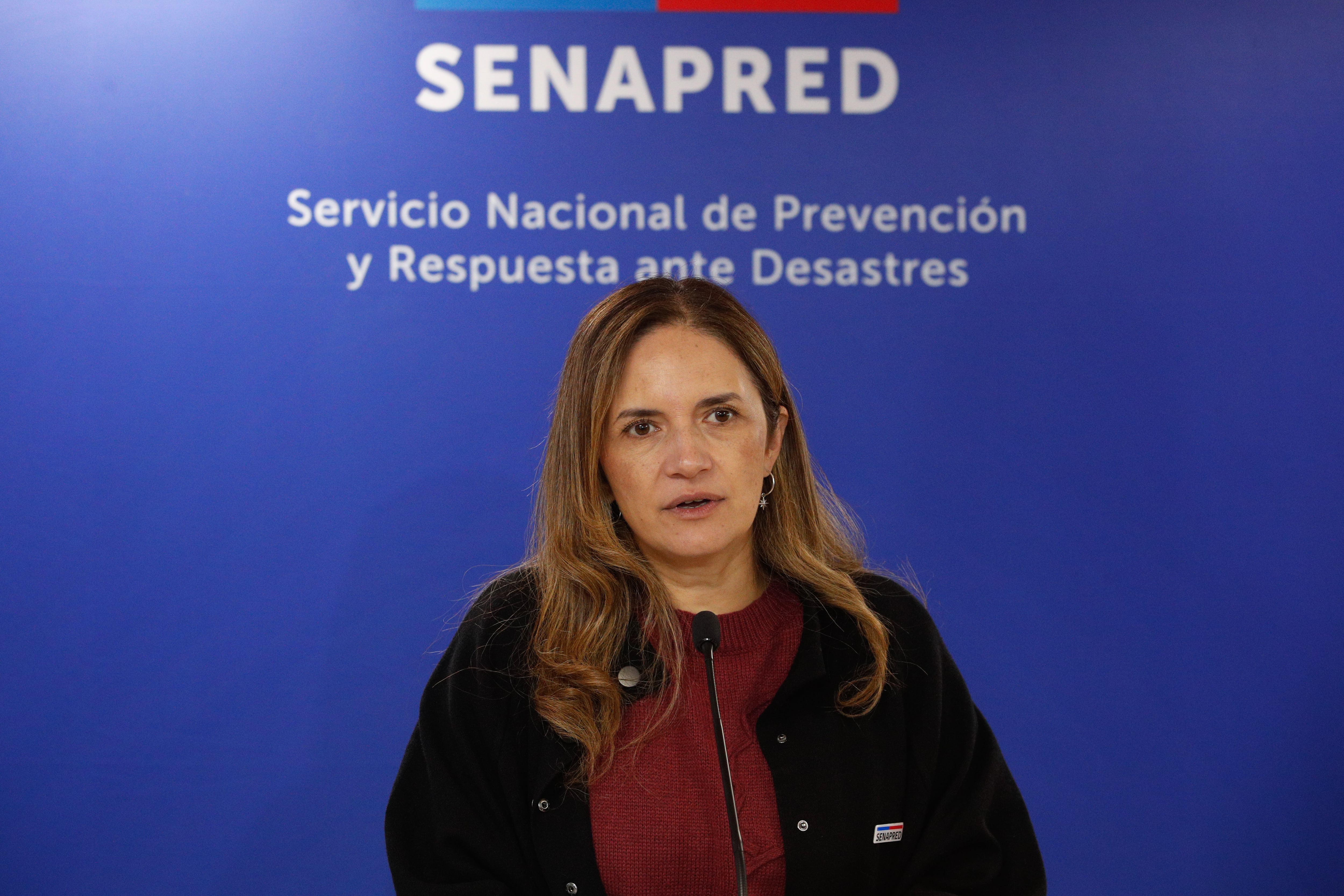 Directora Senapred responde a críticas de alcaldes tras histórica lluvia en la RM: “Estaba todo anticipado y comunicado”