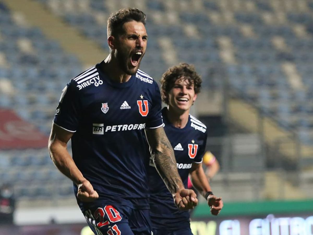 Joaquín Larrivey alcanzó a Salas en los goleadores del Siglo XXI en la U
