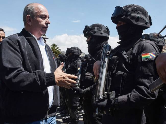 Murillo felicita a policías a semanas de la represión de las protestas en 2019
