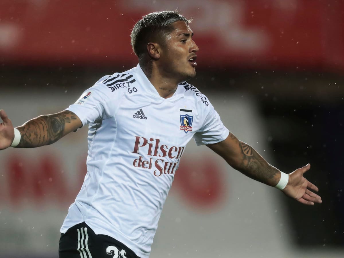 Dos ex Colo Colo cambian de club para mantenerse en Primera División