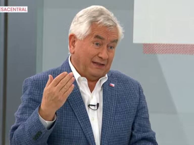 Enrique Paris prevé aumento de 51% de casos de covid-19 en la Región Metropolitana