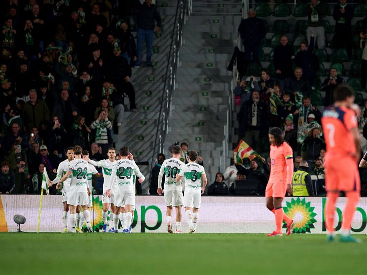 “Nos vas a dar mucho...”: Elche festejó el debut oficial de Lucas Cepeda ante el FC Barcelona