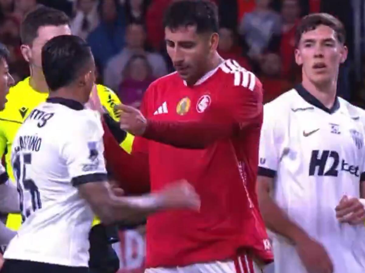 Guillermo Maripán protagoniza pelea en el Brasileirao: su equipo está a dos puntos del descenso
