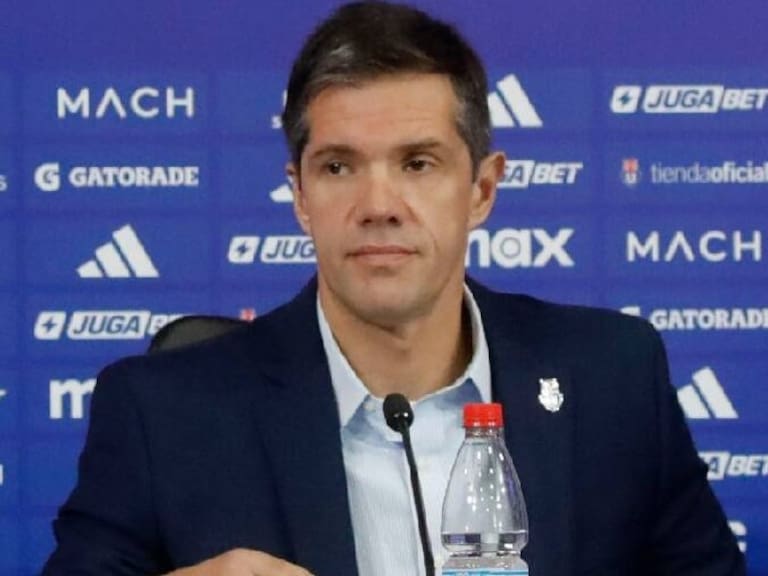 Michael Clark revierte la compra de acciones de Azul Azul a un día de su formalización