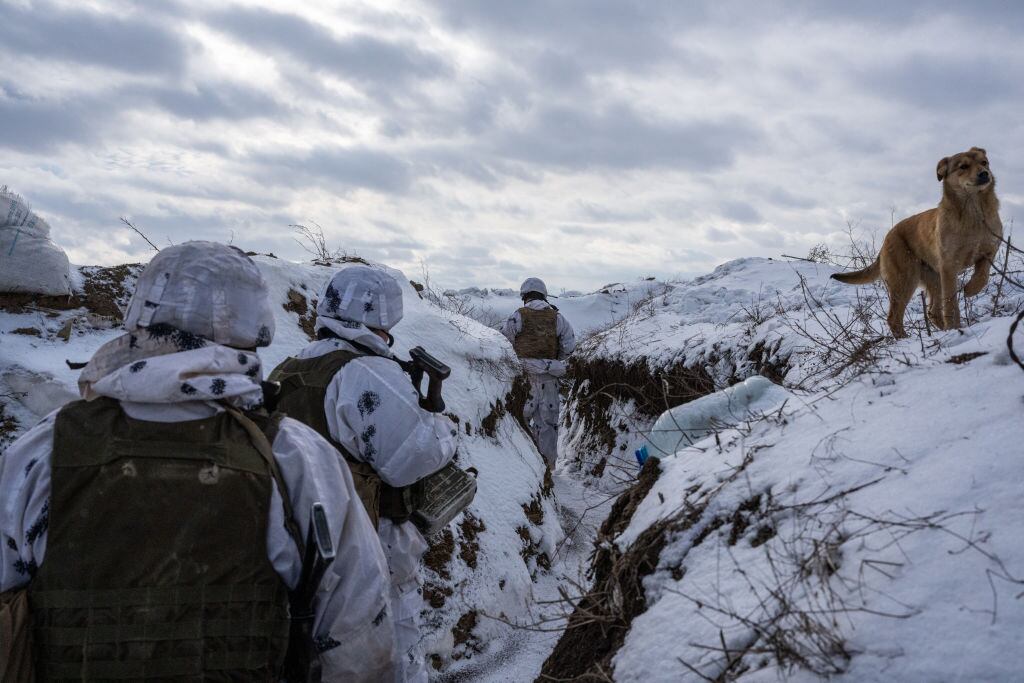 Un grupo de soldados ucranianos cerca de la frontera con Rusia